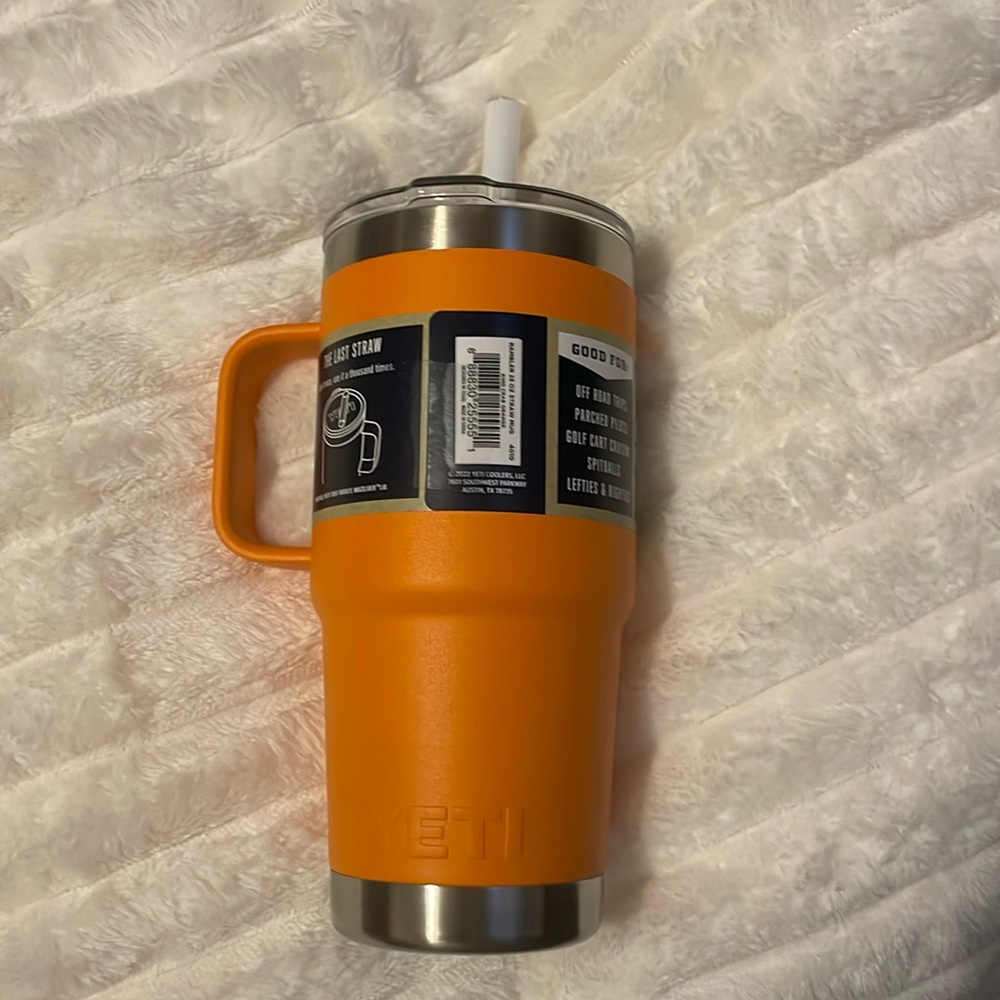Yeti Rambler 25oz Mug with Straw